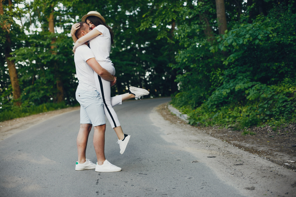 Stuck in a Push Pull Relationship Pattern? Here Are 5 Ways to Finally Let It Go